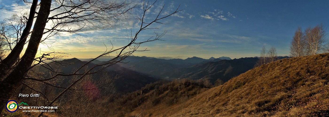 39 Vista verso la conca di Zogno.jpg